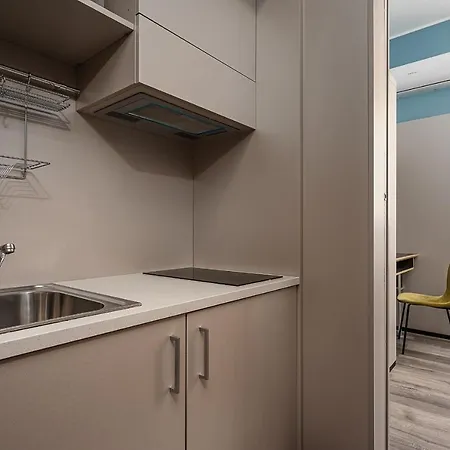Hemeras Boutique Homes - 3 Near Central Station Апартаменты *