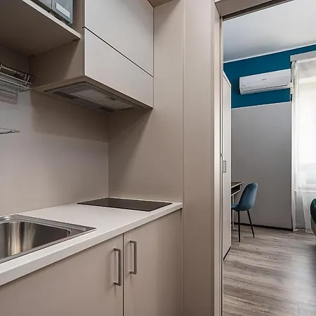 Апартаменты Hemeras Boutique Homes - 3 Near Central Station